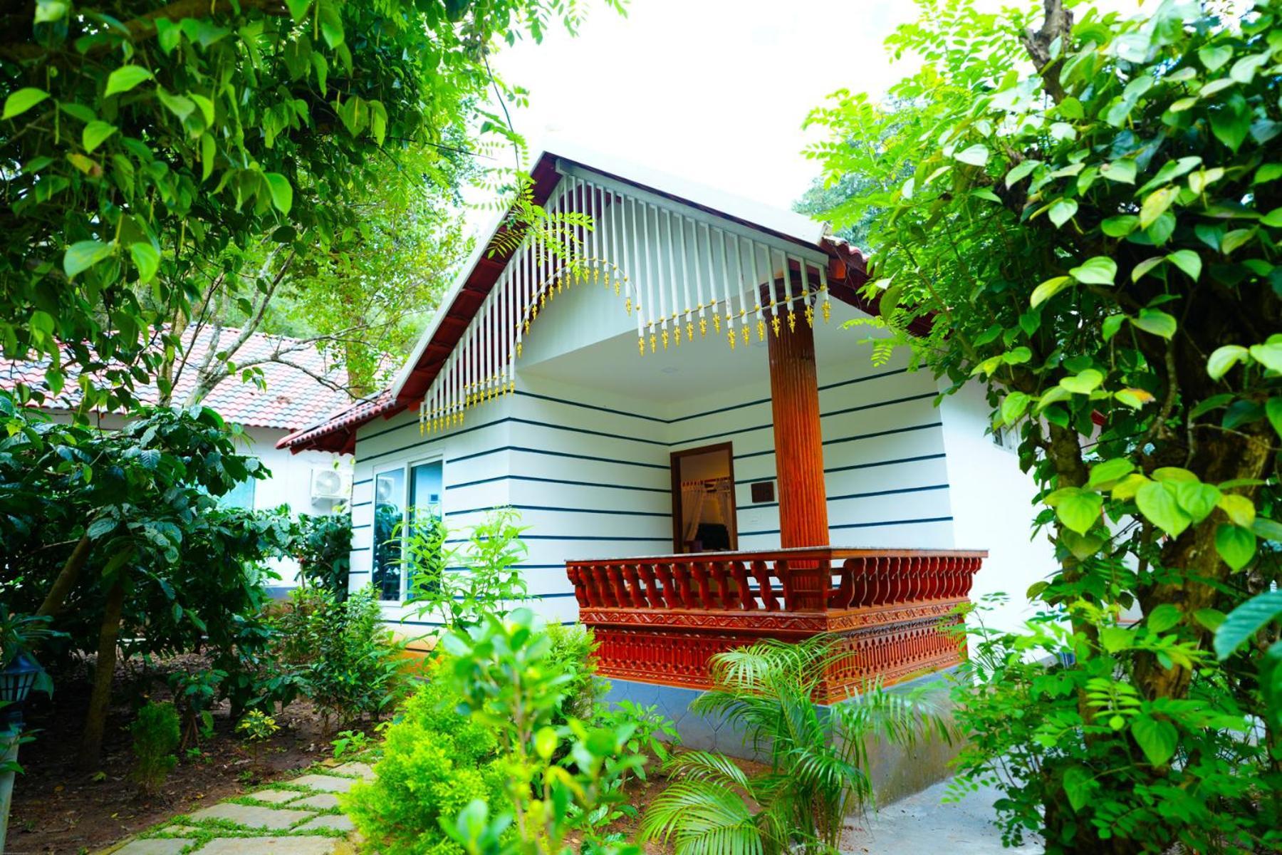 Coorg Orange Blossom Resort And Spa Suntikoppa Exteriör bild