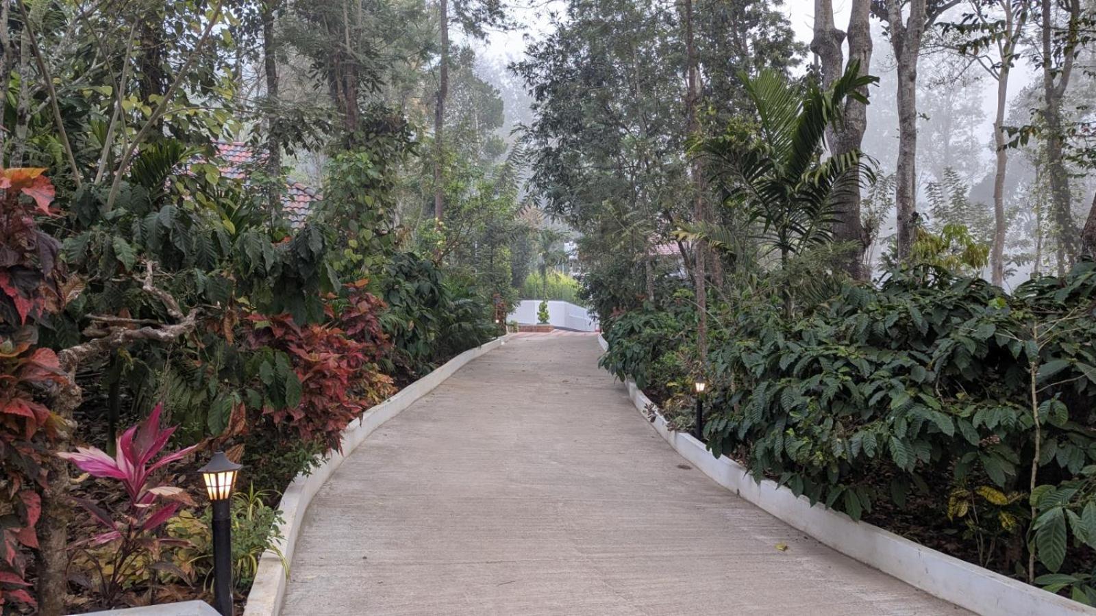 Coorg Orange Blossom Resort And Spa Suntikoppa Exteriör bild
